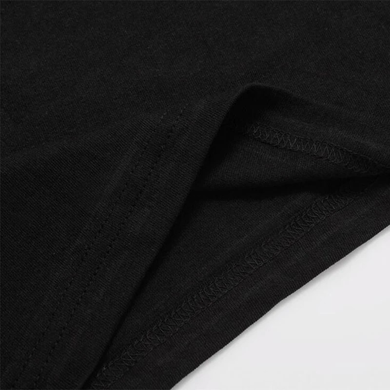 Playful Otters Under Moonlight - Undershirt Crew Neck recension och pris